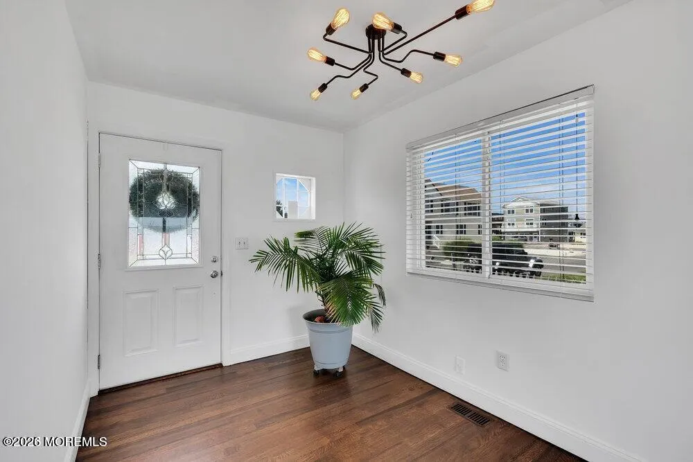 4 Pirate Drive Waretown, NJ 08758