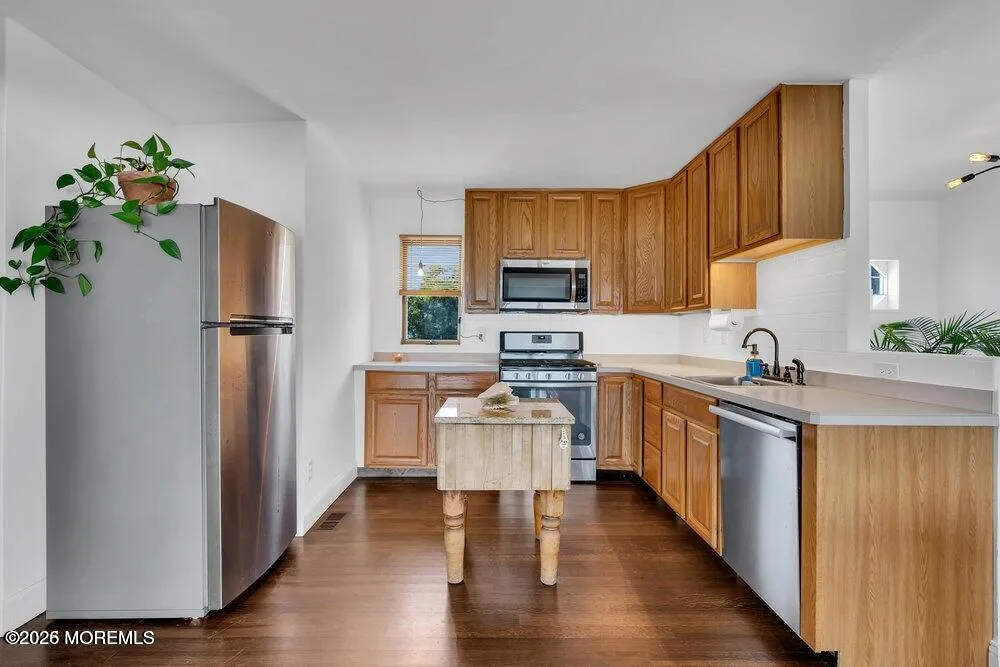 4 Pirate Drive Waretown, NJ 08758