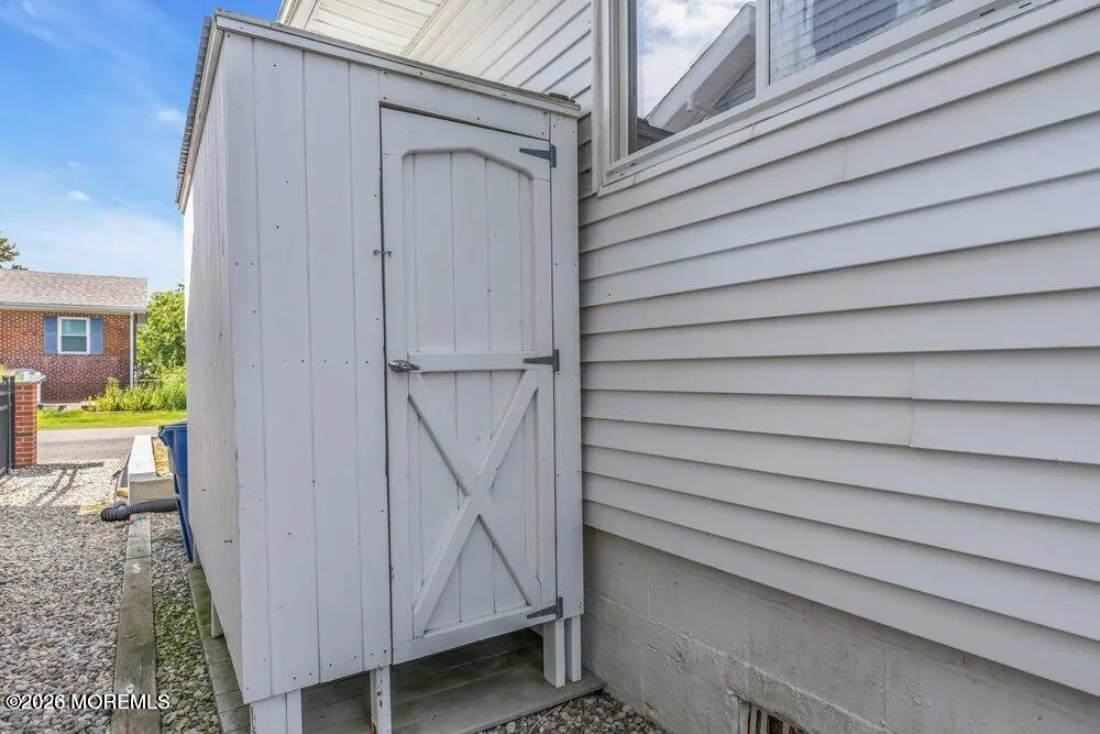 4 Pirate Drive Waretown, NJ 08758