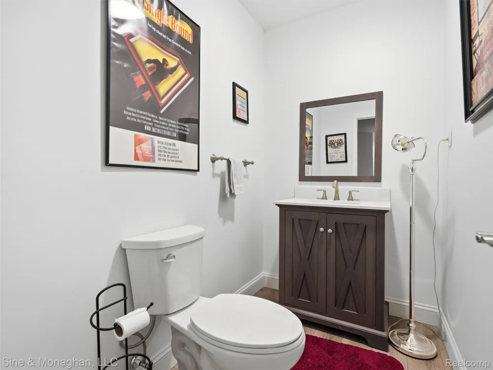 24827 Ivy Novi City, MI 48375