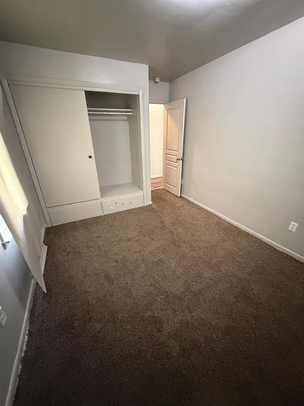 928 Huron Street Flint City, MI 48507