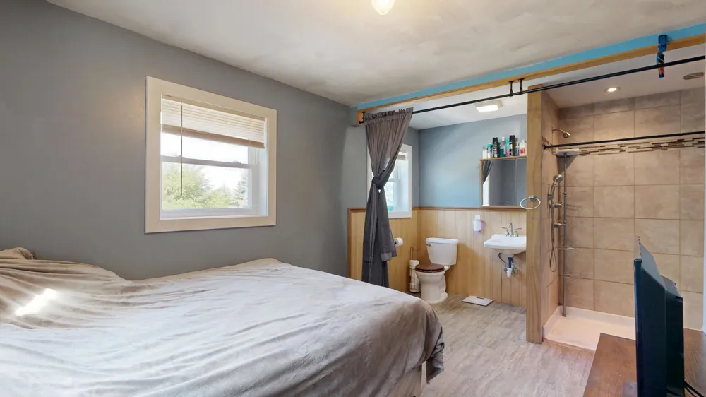 5525 W 18 1/2 ROAD Antioch Township, MI 49668