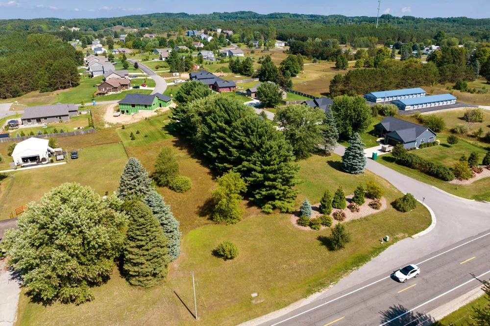 4029 Center Farm Lane Long Lake Township, MI 49685