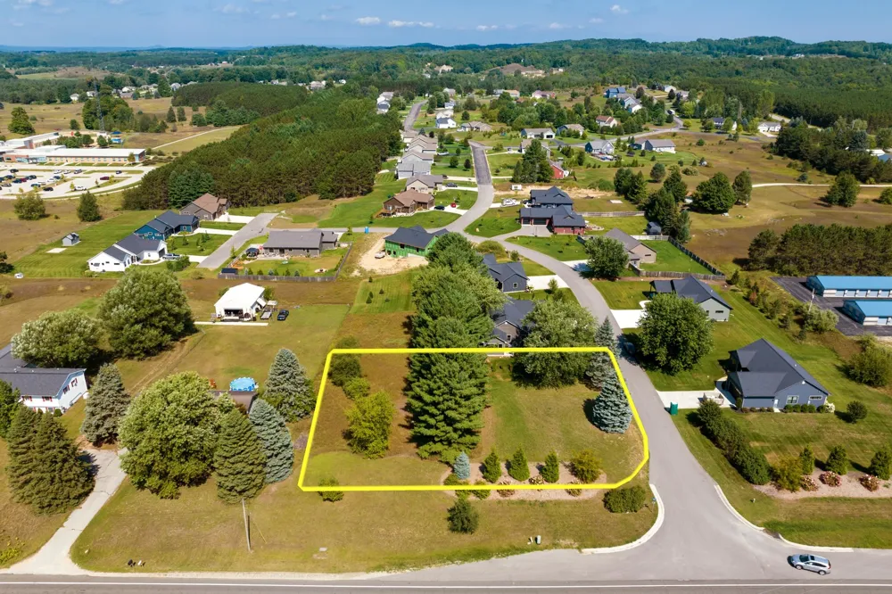 4029 Center Farm Lane Long Lake Township, MI 49685