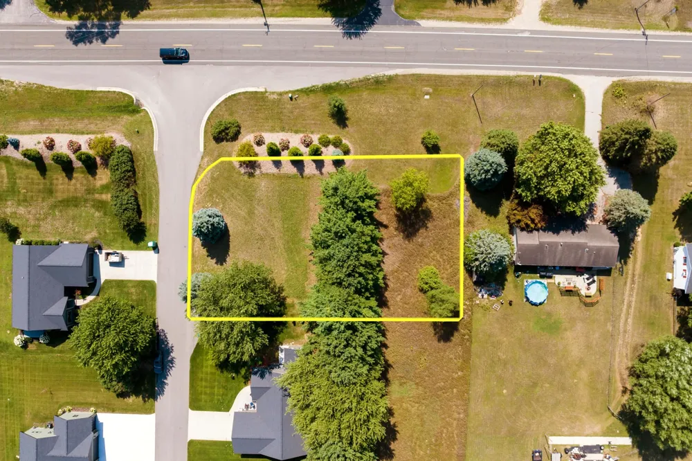 4029 Center Farm Lane Long Lake Township, MI 49685