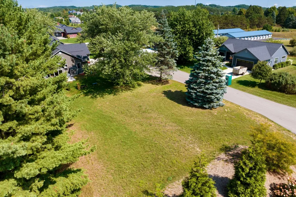 4029 Center Farm Lane Long Lake Township, MI 49685