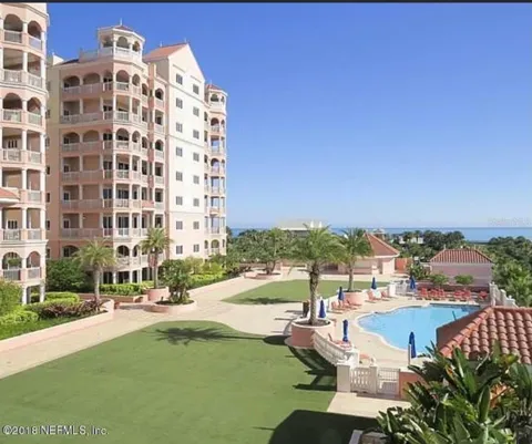 200 OCEAN CREST DRIVE #109