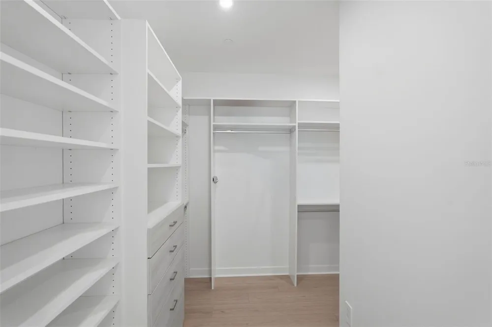 400 CENTRAL AVENUE #3306 St Petersburg, FL 33701