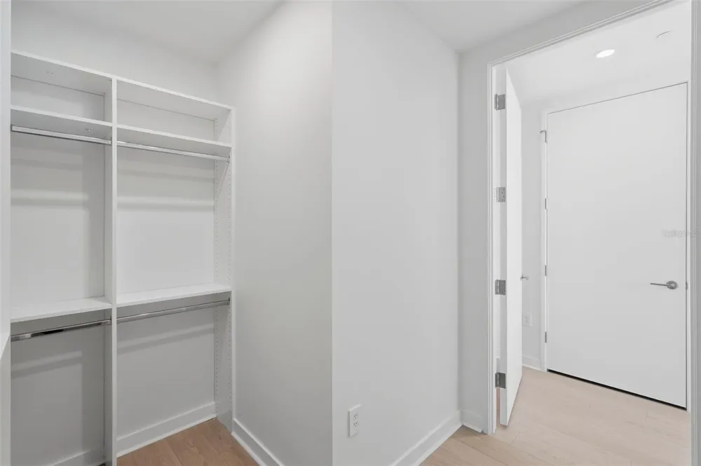 400 CENTRAL AVENUE #3306 St Petersburg, FL 33701