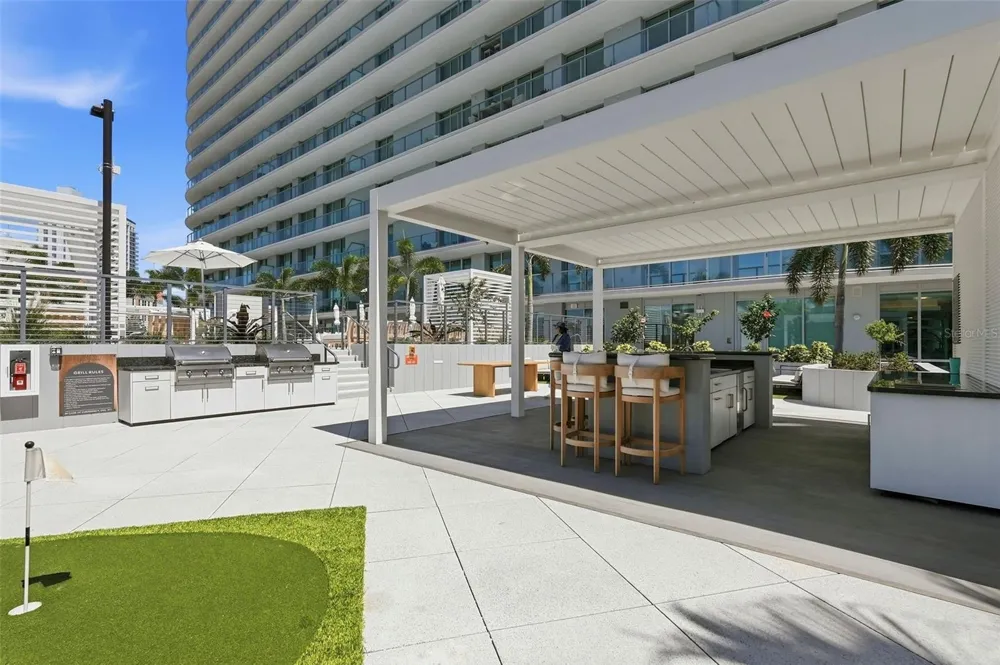 400 CENTRAL AVENUE #3306 St Petersburg, FL 33701