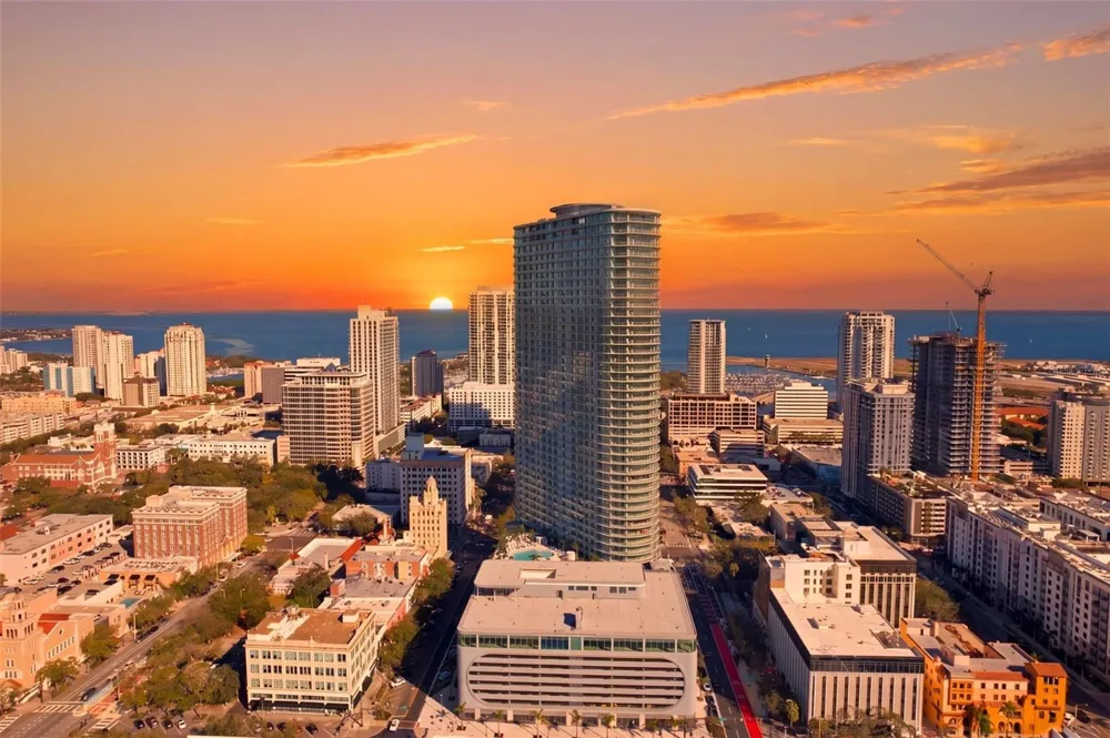 400 CENTRAL AVENUE #3306 St Petersburg, FL 33701