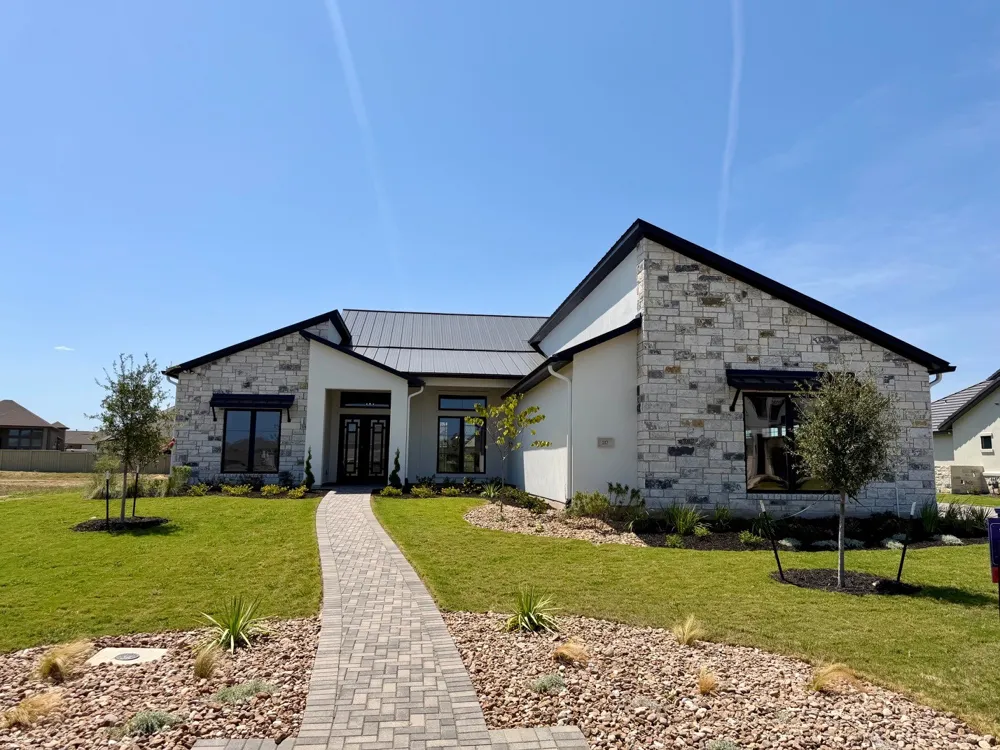 117 La Ventana Drive Liberty Hill, TX 78642