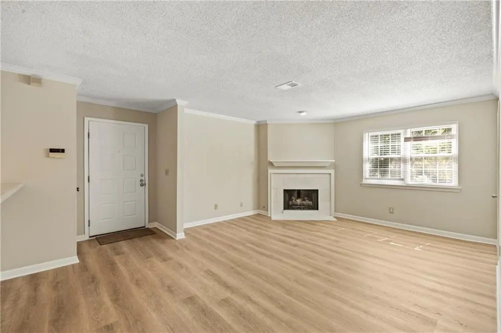 611 Barrington Hills Drive Sandy Springs, GA 30350