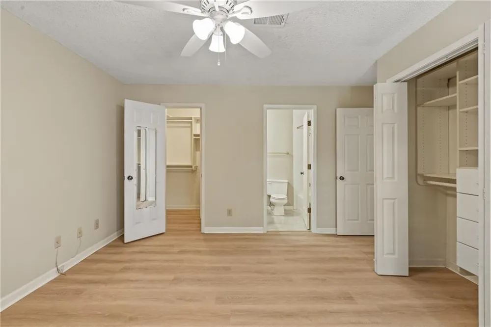 611 Barrington Hills Drive Sandy Springs, GA 30350