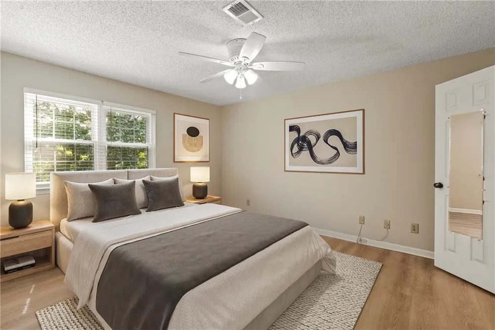 611 Barrington Hills Drive Sandy Springs, GA 30350