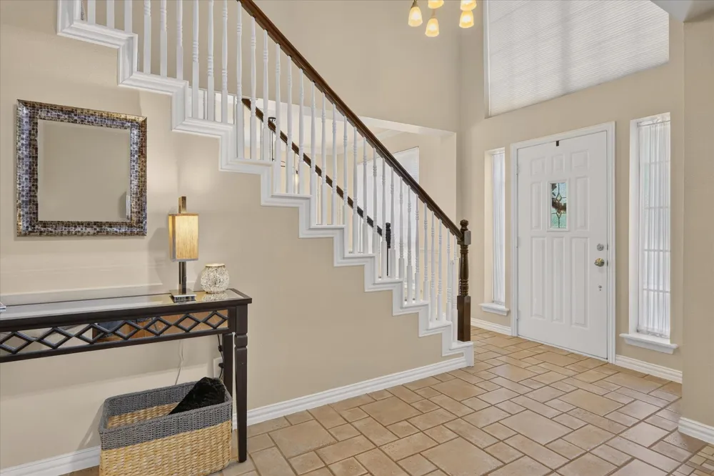 901 Brittany Drive Lewisville, TX 75067