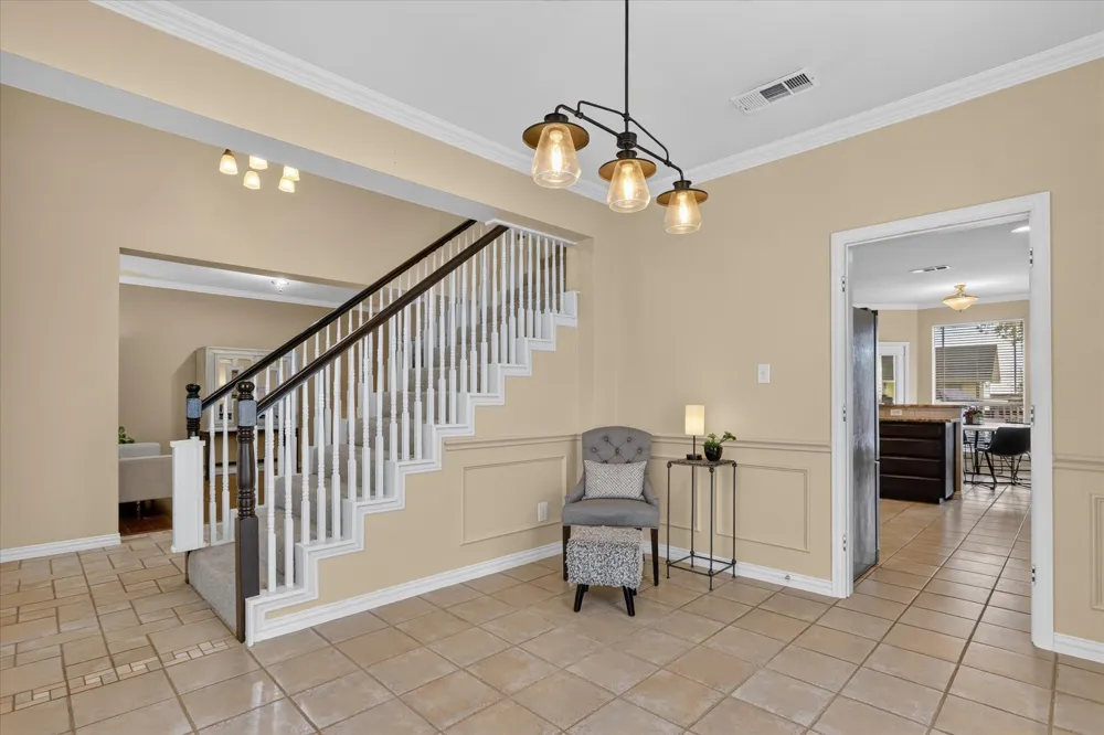 901 Brittany Drive Lewisville, TX 75067