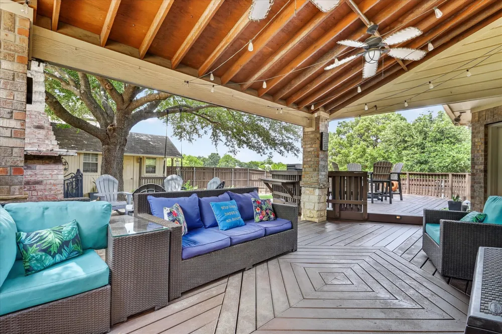 901 Brittany Drive Lewisville, TX 75067