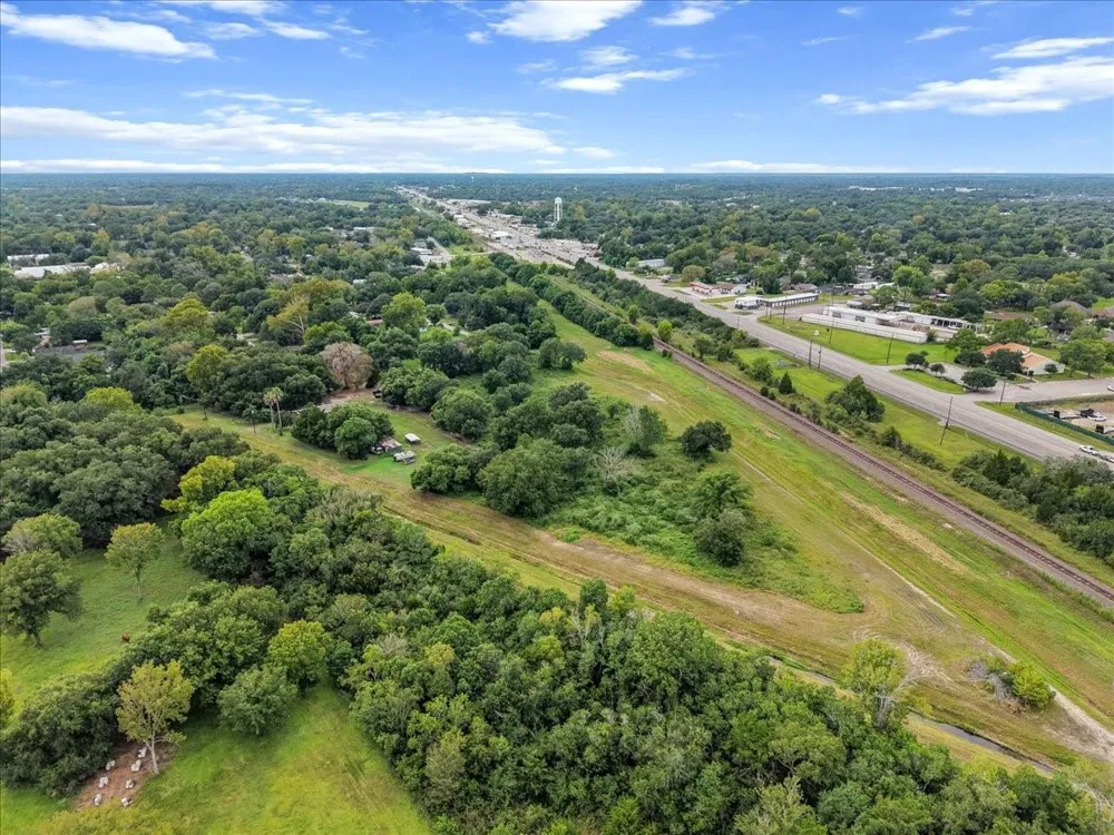 22nd St Santa Fe, TX 77510