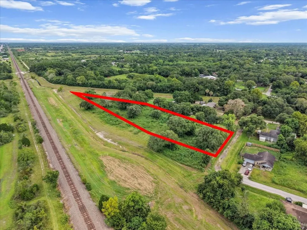22nd St Santa Fe, TX 77510