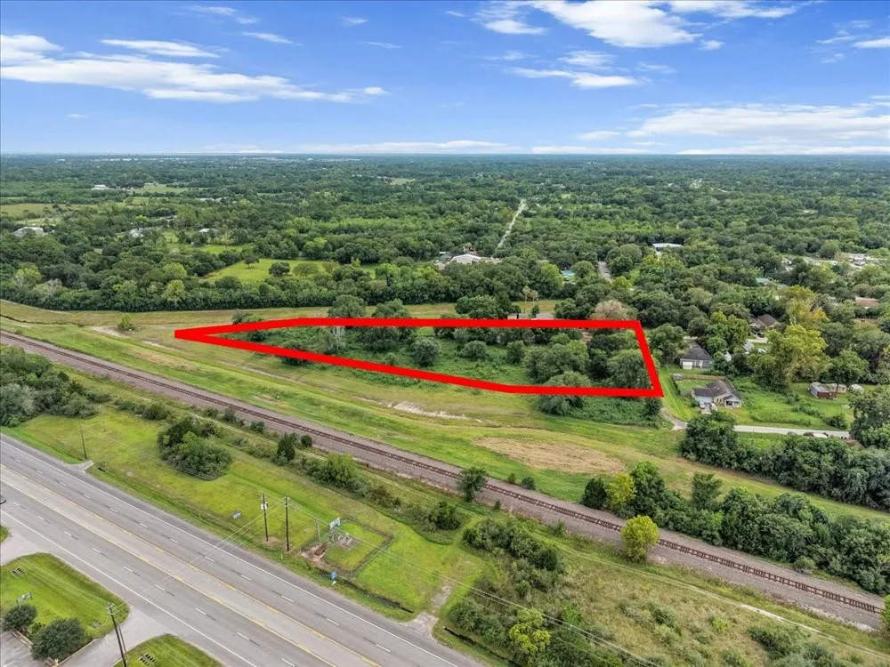 22nd St Santa Fe, TX 77510