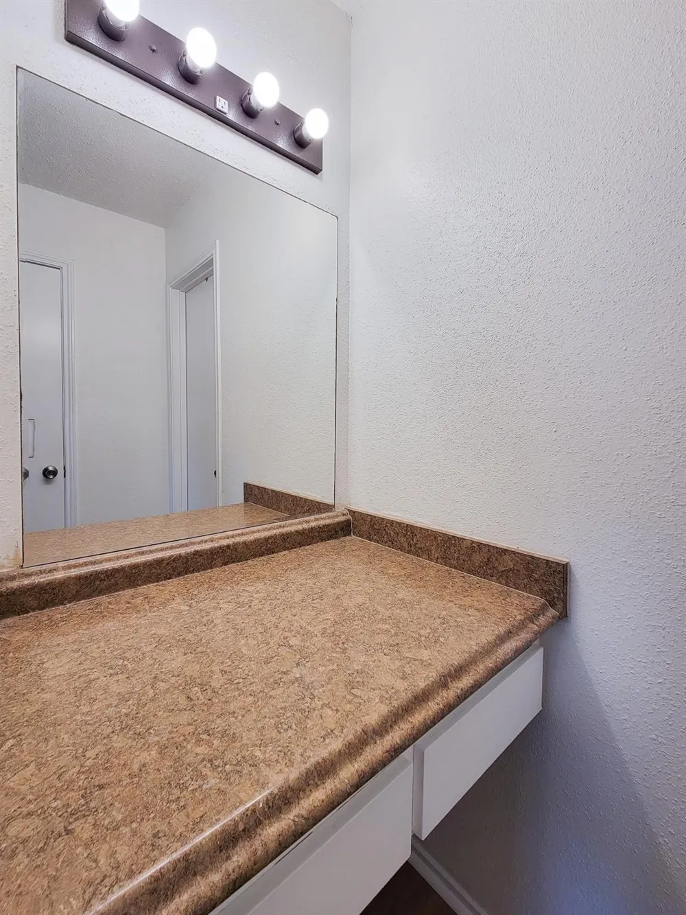 3535 Nasa Rd 1 #78 Seabrook, TX 77586