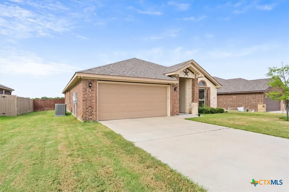4004 Brookside Drive Killeen, TX 76542