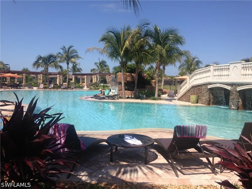 Giaveno Circle #1317 Naples, FL 34113