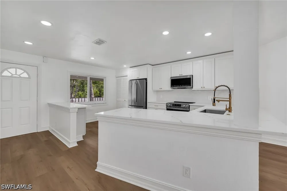 Belina Drive #1106 Naples, FL 34104