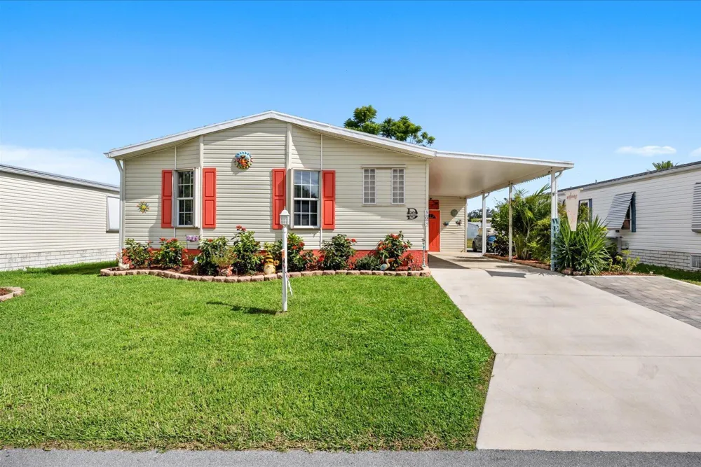 508 THAMES BLUFF Ridge #D-22 Fort Pierce, FL 34982