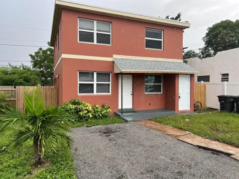 1010 Adams Street #1