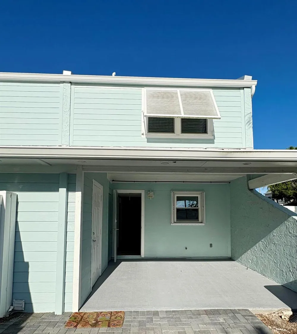 804 Shorewinds Drive Fort Pierce, FL 34949