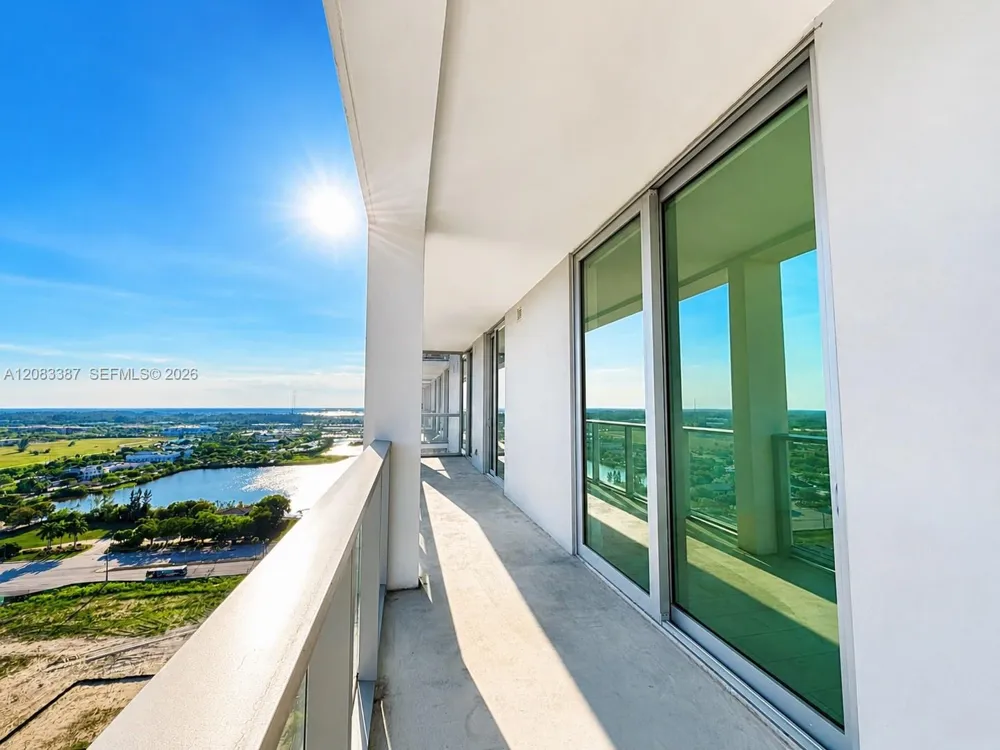 2000 metropica way #2208 Sunrise, FL 33323