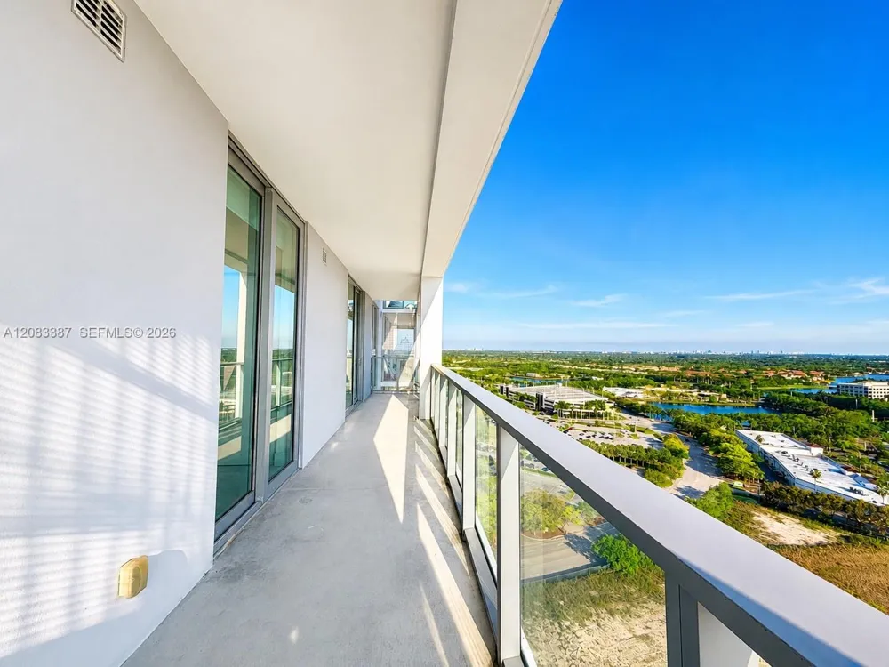 2000 metropica way #2208 Sunrise, FL 33323