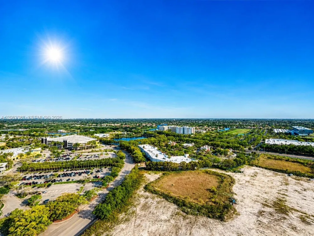 2000 metropica way #2208 Sunrise, FL 33323