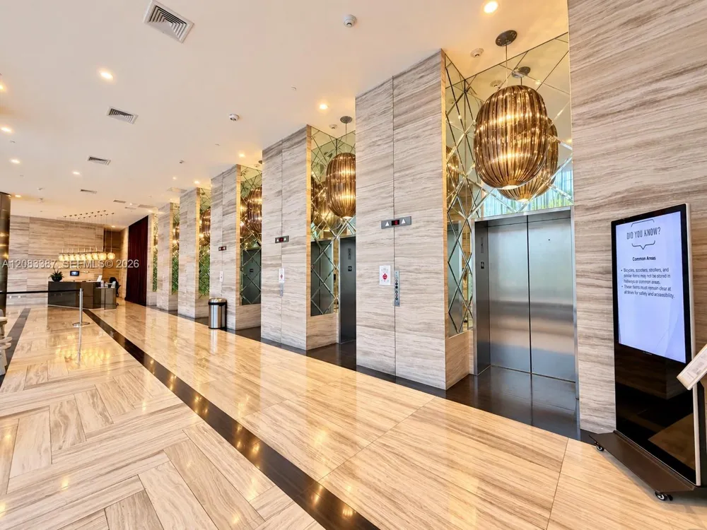 2000 metropica way #2208 Sunrise, FL 33323