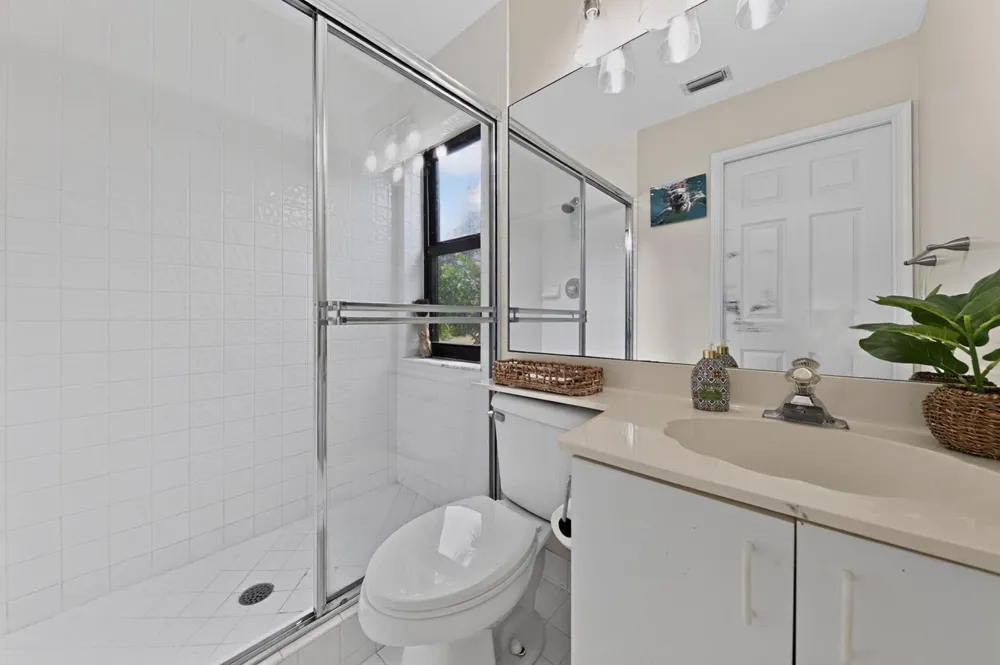 2865 Clearbrook Circle Delray Beach, FL 33445