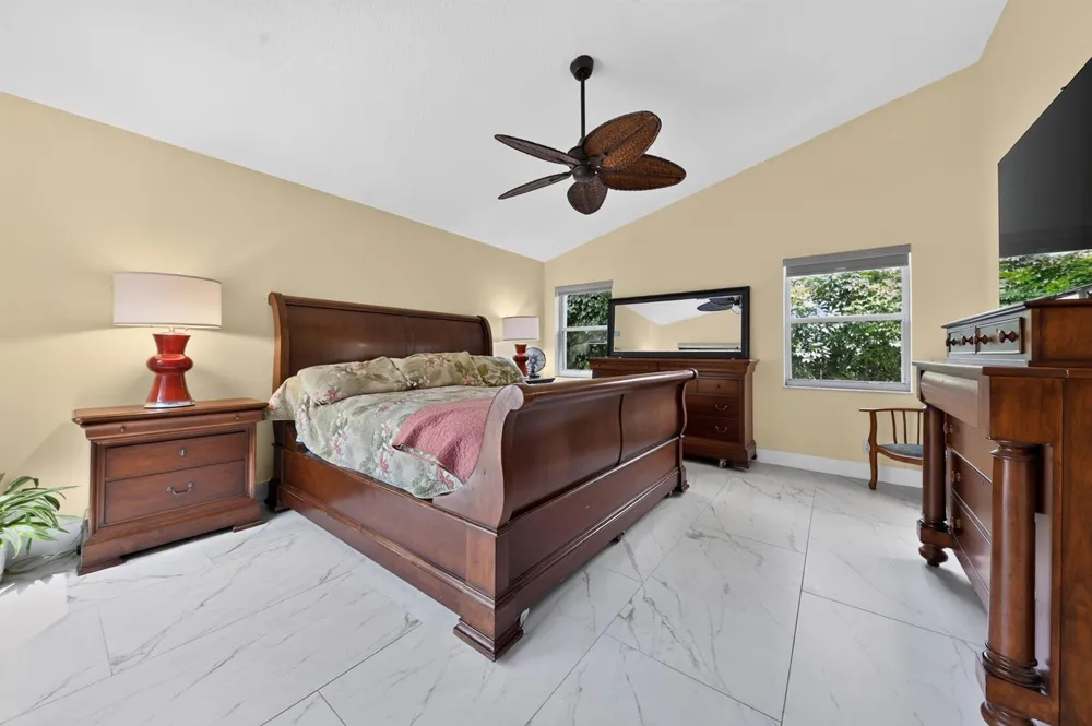 2865 Clearbrook Circle Delray Beach, FL 33445
