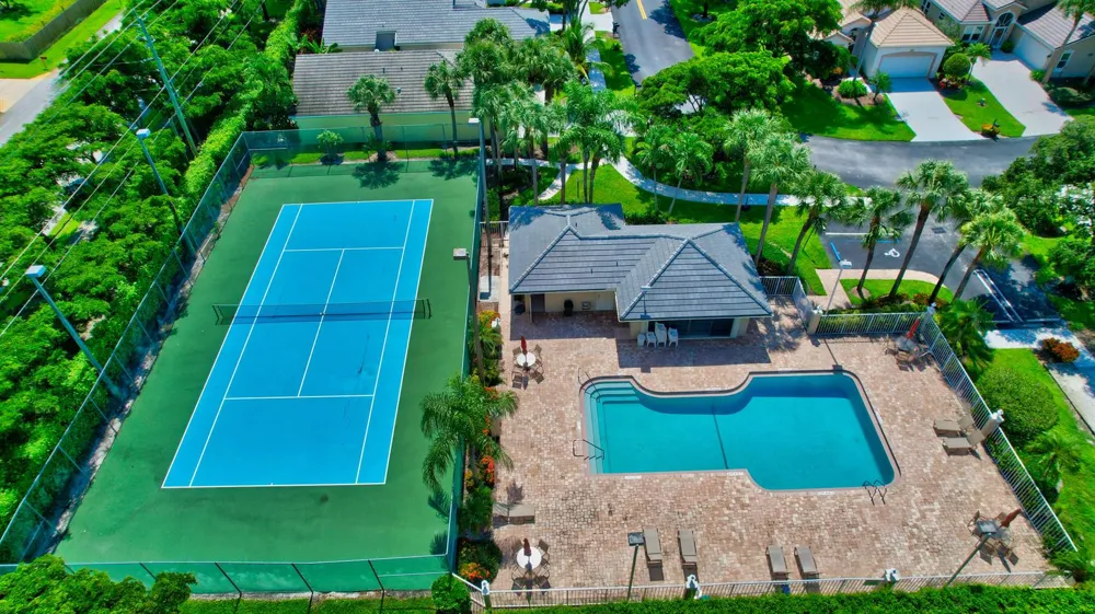 2865 Clearbrook Circle Delray Beach, FL 33445