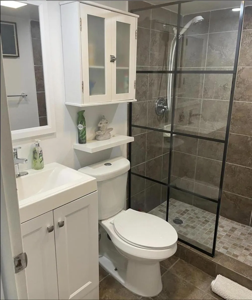 3610 LLOYD DRIVE #B Oakland Park, FL 33309