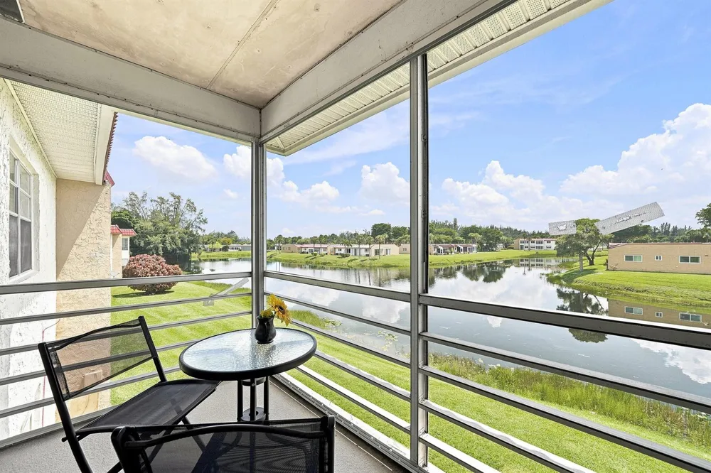 198 Lake Frances Drive West Palm Beach, FL 33411