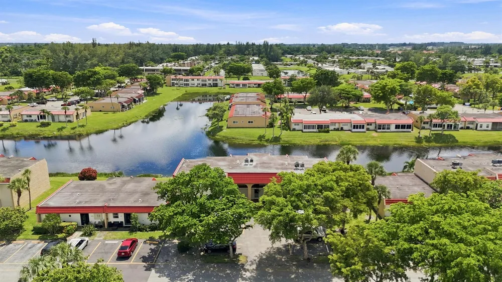 198 Lake Frances Drive West Palm Beach, FL 33411