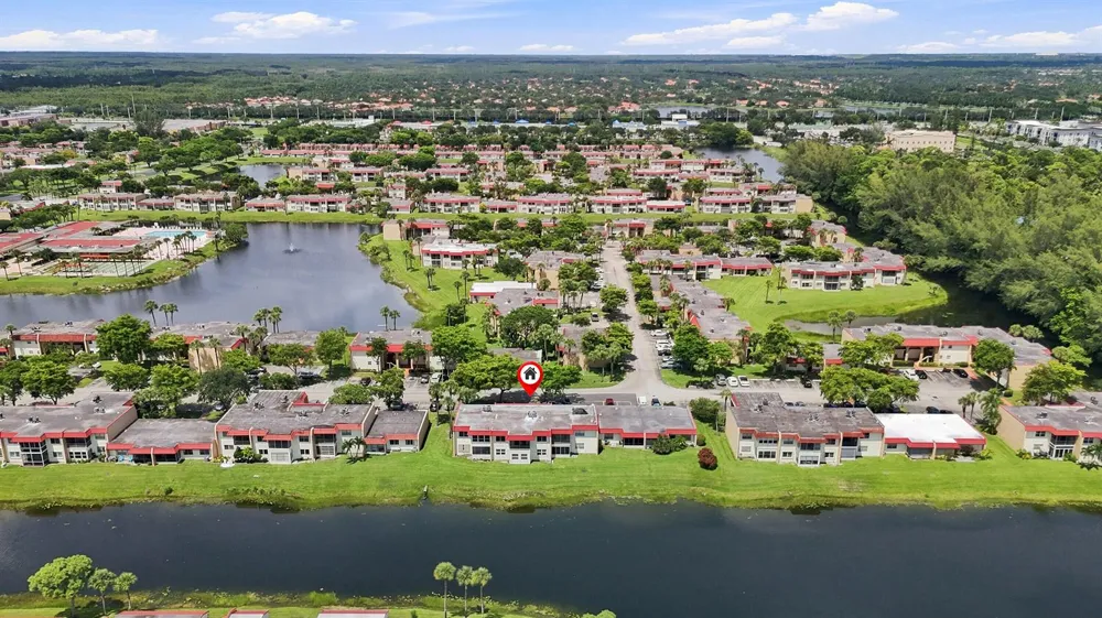 198 Lake Frances Drive West Palm Beach, FL 33411