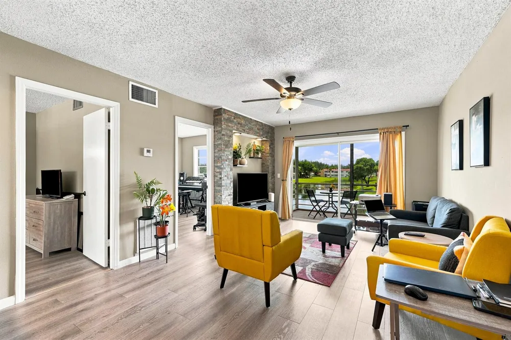 198 Lake Frances Drive West Palm Beach, FL 33411