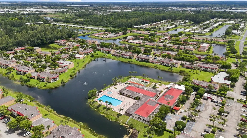 198 Lake Frances Drive West Palm Beach, FL 33411