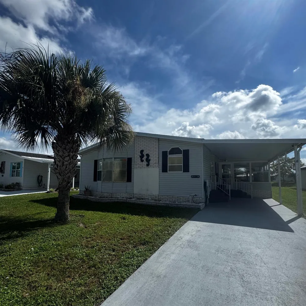 6780 Dulce Real Avenue Fort Pierce, FL 34951