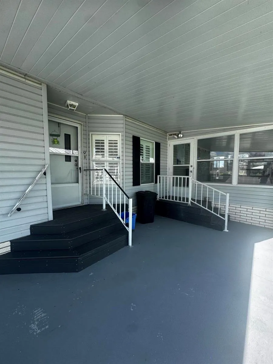 6780 Dulce Real Avenue Fort Pierce, FL 34951