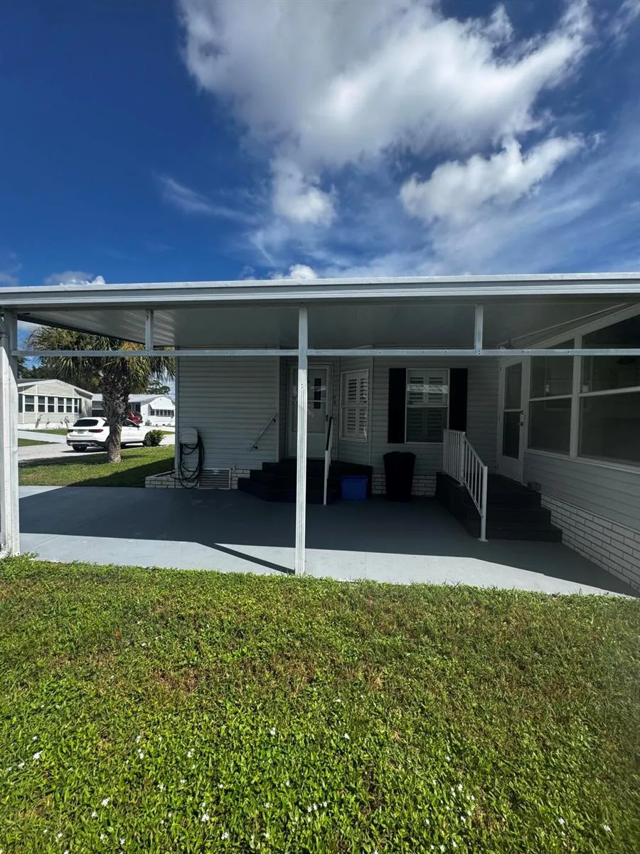 6780 Dulce Real Avenue Fort Pierce, FL 34951