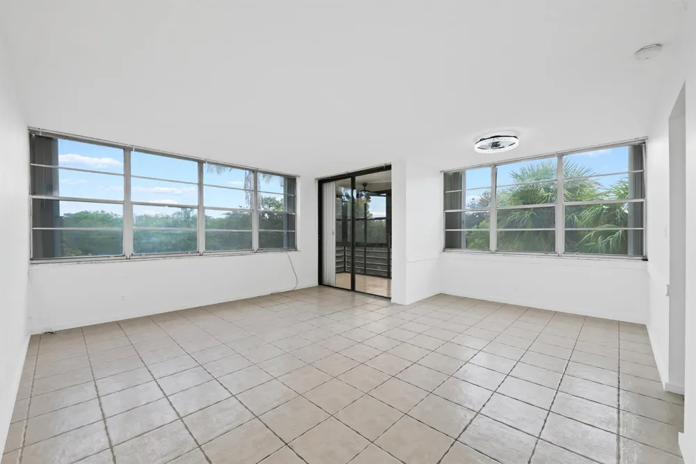 2781 TAFT STREET #303 Hollywood, FL 33020