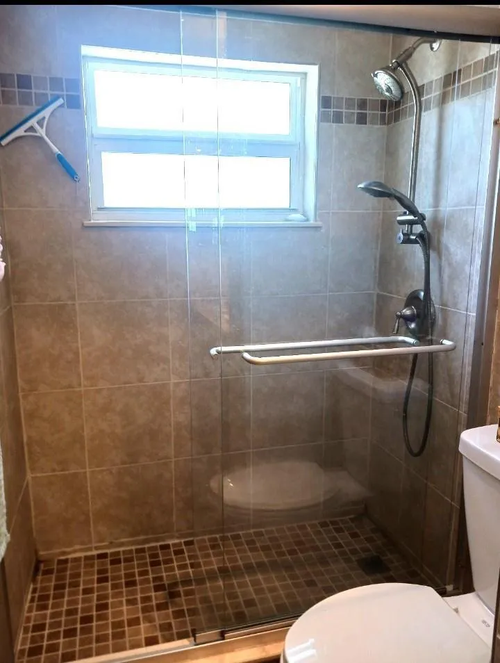141 NE 10TH AVENUE #20B Hallandale Beach, FL 33009
